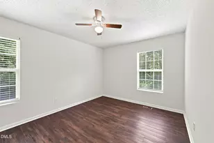 221 Dogwood Ave, Clayton, NC 27520 - Photo 25