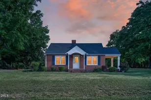 148 Baptist Church Rd, Henderson, NC 27537 - Photo 7