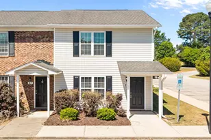 71 Wolf Creek Ln, Lillington, NC 27546 - Photo 1