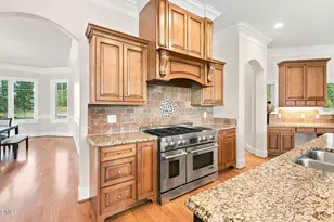 1326 Lochshire Dr, Burlington, NC 27215 - Photo 21