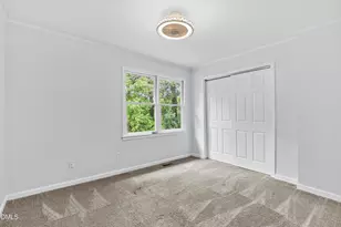 111 Brook Hollow Ct, Cary, NC 27513 - Photo 29