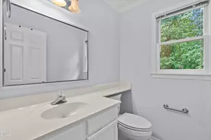 111 Brook Hollow Ct, Cary, NC 27513 - Photo 31