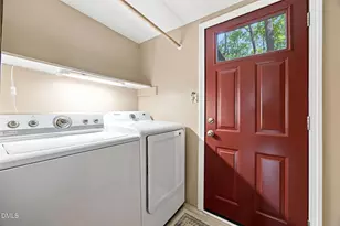 7205 Madiera Ct, Raleigh, NC 27615 - Photo 23