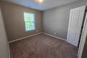 3917 Valley Side Ct, Cary, NC 27519 - Photo 37