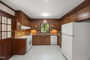 6813 Jean Dr, Raleigh, NC 27612 - Photo 23