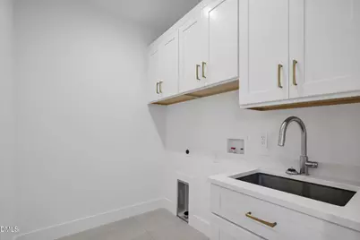 201 E Winmore Avenue, Chapel Hill, NC 27516 - Photo 35