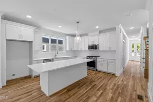 516 Heather Dr, Raleigh, NC 27606 - Photo 7