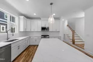 516 Heather Dr, Raleigh, NC 27606 - Photo 9