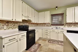 1 Timbercreek Ct, Durham, NC 27712 - Photo 11