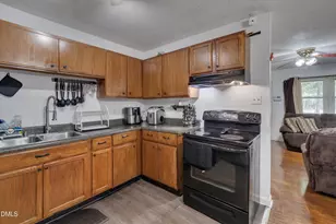 309 Caldwell St, Chapel Hill, NC 27516 - Photo 9