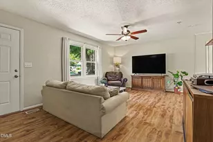 505 Sexton Ave, Zebulon, NC 27597 - Photo 3