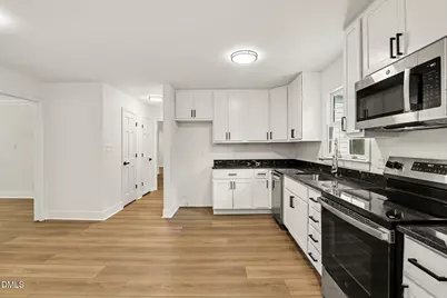 102 Amesbury Lane, Cary, NC 27511 - Photo 7