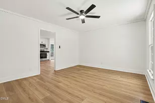 102 Amesbury Ln, Cary, NC 27511 - Photo 5