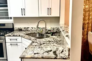 905 Sanderson Dr, Durham, NC 27704 - Photo 9