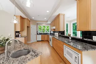1001 Reaves Dr, Chapel Hill, NC 27516 - Photo 13