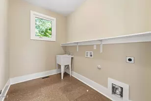 1001 Reaves Dr, Chapel Hill, NC 27516 - Photo 27