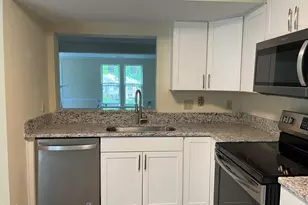 1829 Fox Sterling Dr, Raleigh, NC 27606 - Photo 5