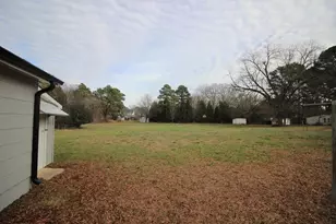 212 N Main St, Holly Springs, NC 27540 - Photo 21