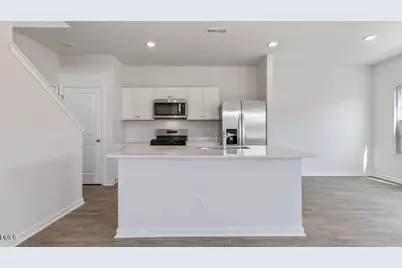 166 Rusling Leaf Drive, Fuquay Varina, NC 27526 - Photo 5