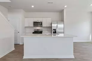 166 Rusling Leaf Dr, Fuquay Varina, NC 27526 - Photo 5