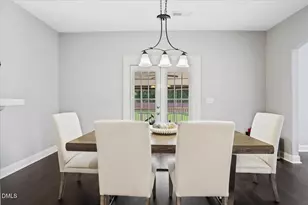 2524 Thorngrove Ct, Fayetteville, NC 28303 - Photo 7