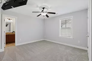 2524 Thorngrove Ct, Fayetteville, NC 28303 - Photo 17
