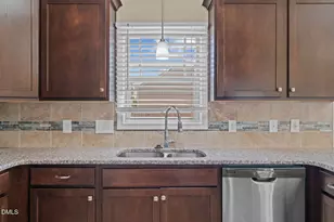 528 Tip Top Ave, Fayetteville, NC 28306 - Photo 11