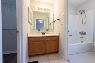4013 Burleigh Pl, Fayetteville, NC 28311 - Photo 9