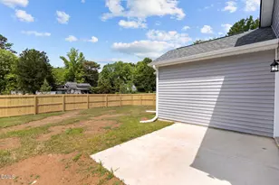 309 E Harnett St, Dunn, NC 28334 - Photo 33