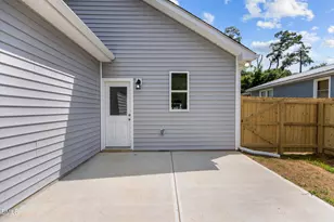 309 E Harnett St, Dunn, NC 28334 - Photo 25