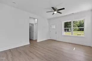 309 E Harnett St, Dunn, NC 28334 - Photo 23