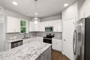 37 Mdw Vis Ln, Angier, NC 27501 - Photo 3