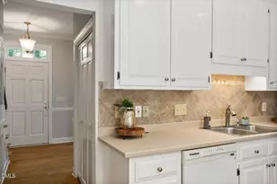 6810 Falconbridge Rd, Chapel Hill, NC 27517 - Photo 23