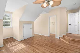 533 Carriage Woods Cir, Cary, NC 27513 - Photo 17