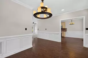 500 Franklin Manor Ln, Cary, NC 27519 - Photo 5