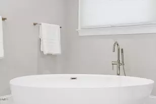 708 Meadowmont Ln, Chapel Hill, NC 27517 - Photo 31
