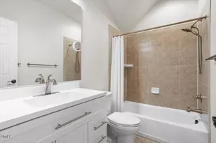 708 Meadowmont Ln, Chapel Hill, NC 27517 - Photo 53
