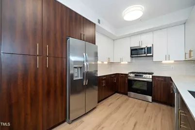 615 W Peace Street #306, Raleigh, NC 27605 - Photo 3
