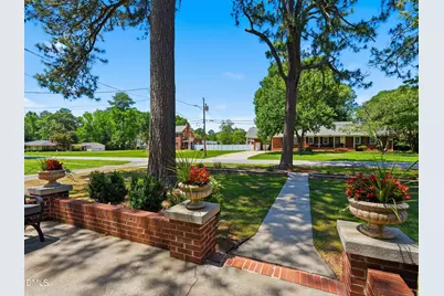 808 N Church Street, Zebulon, NC 27597 - Photo 3