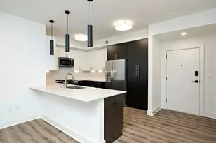 615 W Peace St, Raleigh, NC 27605 - Photo 9