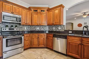 319 Neuse Landing Dr, Clayton, NC 27527 - Photo 13