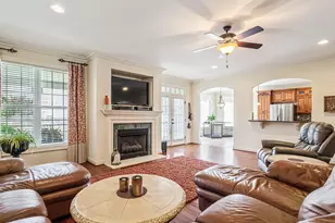 319 Neuse Landing Dr, Clayton, NC 27527 - Photo 3