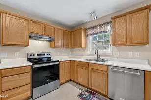 427 Carrington Dr, Garner, NC 27529 - Photo 25