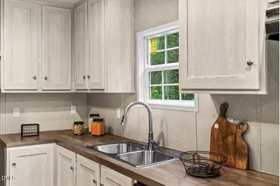 3952 Hicksboro Road, Henderson, NC 27537 - Photo 11