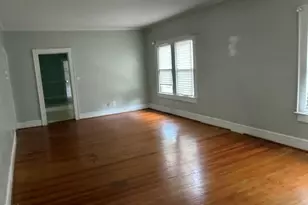 211 Tarpley St, Burlington, NC 27215 - Photo 3