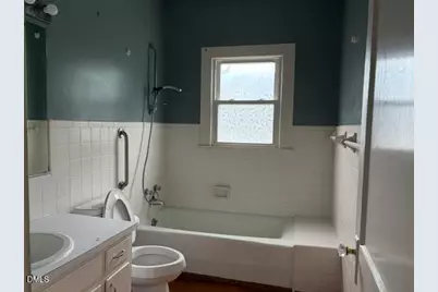 211 Tarpley Street, Burlington, NC 27215 - Photo 7