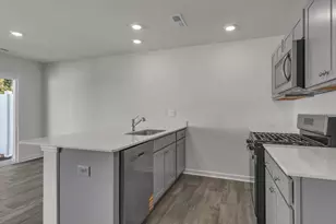 43 Bee Gdn Ct, Angier, NC 27501 - Photo 3