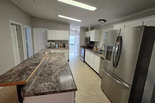 530 Avent Ferry Rd, Holly Springs, NC 27540 - Photo 9