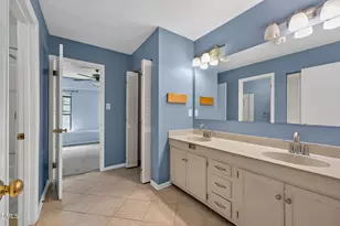5701 Forest Lawn Ct, Raleigh, NC 27612 - Photo 11