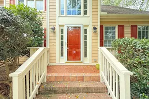 110 Palmer Meadow Ct, Cary, NC 27513 - Photo 25